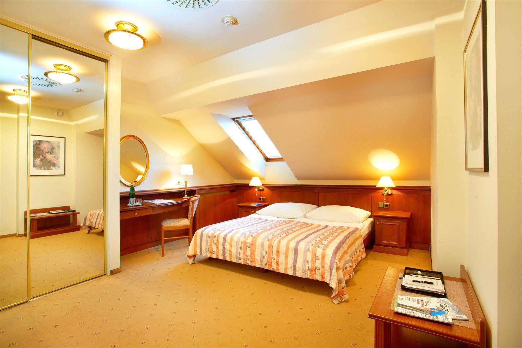 Hotel Galerie Royale Prag Exterior foto