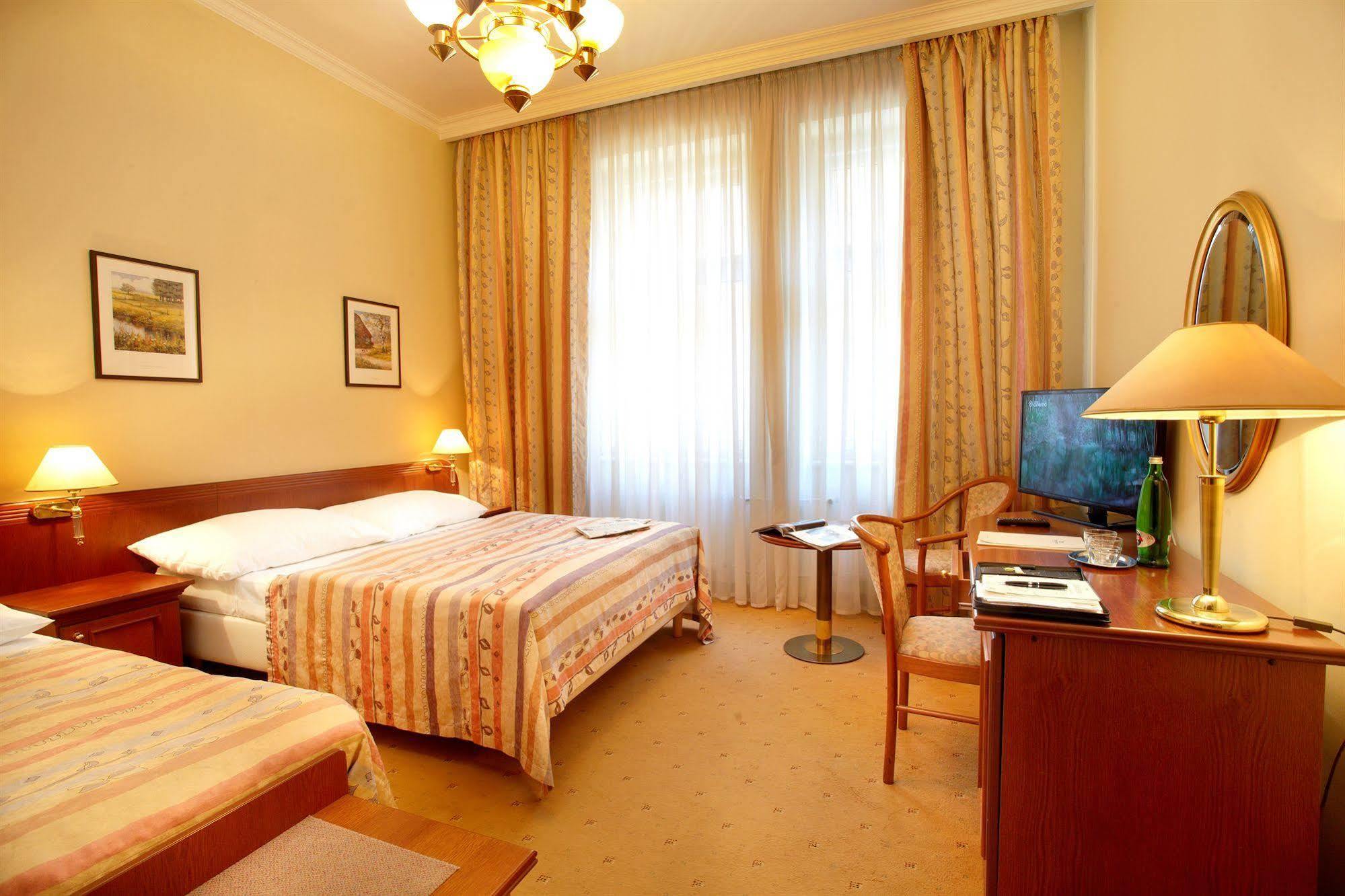 Hotel Galerie Royale Prag Exterior foto